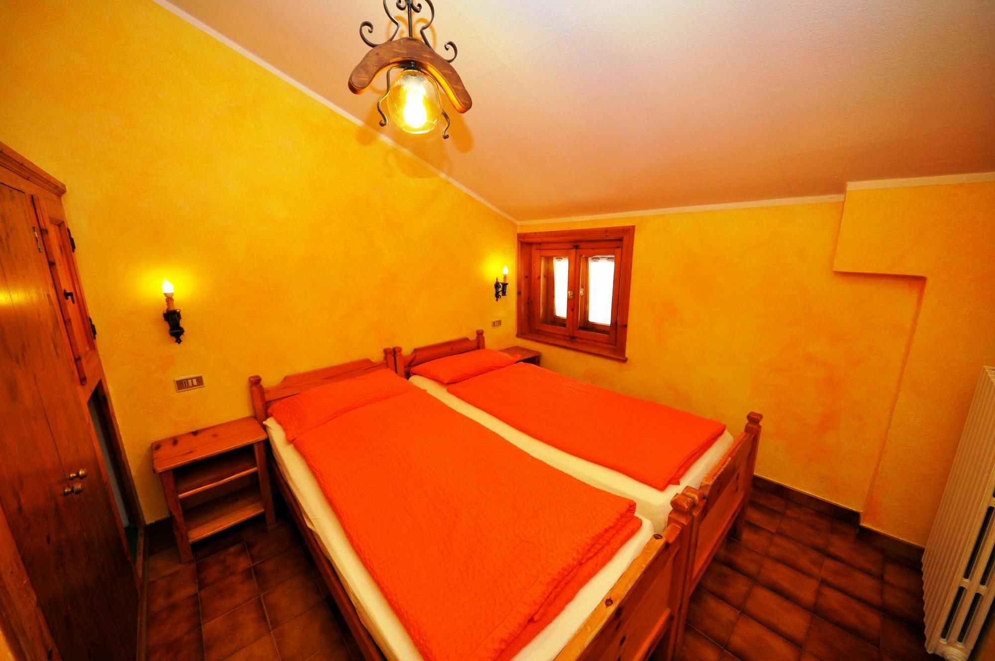 Residence Casa Longa By Livigno Accomodation المظهر الخارجي الصورة